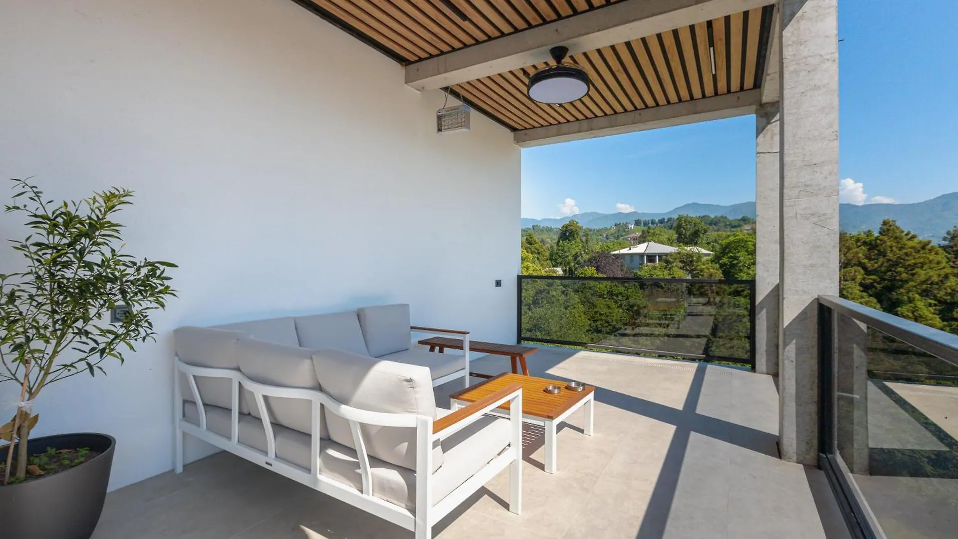 Gantiadi Holiday House Batumi Ferienhaus