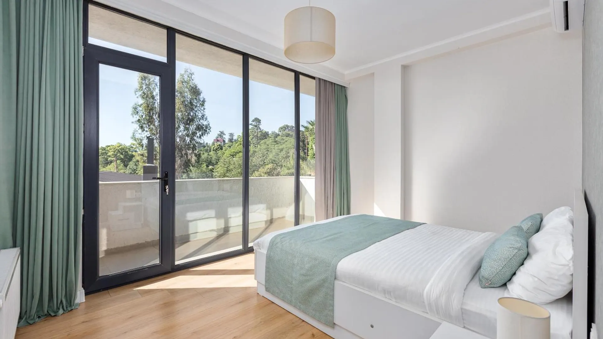 Gantiadi Holiday House Batumi Georgien