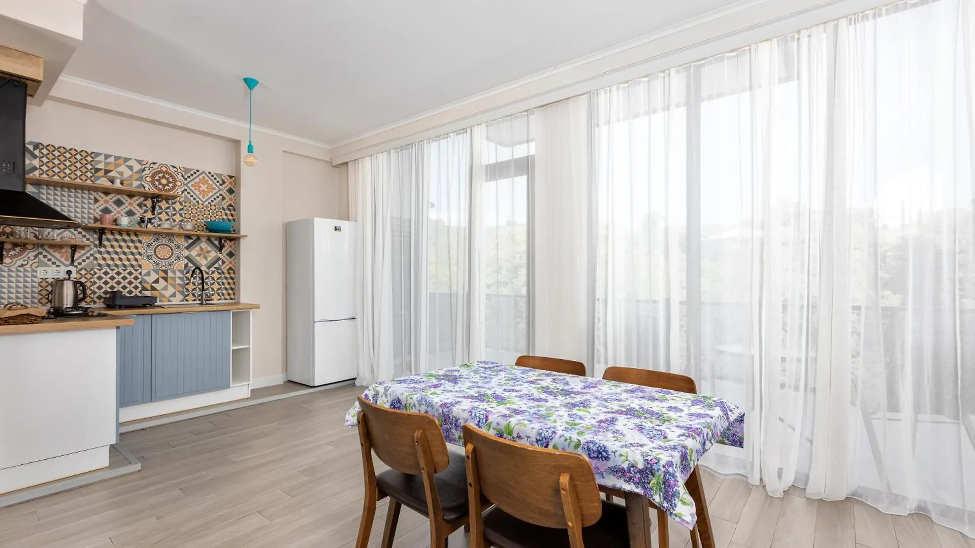Gantiadi Holiday House Batumi 0*,
